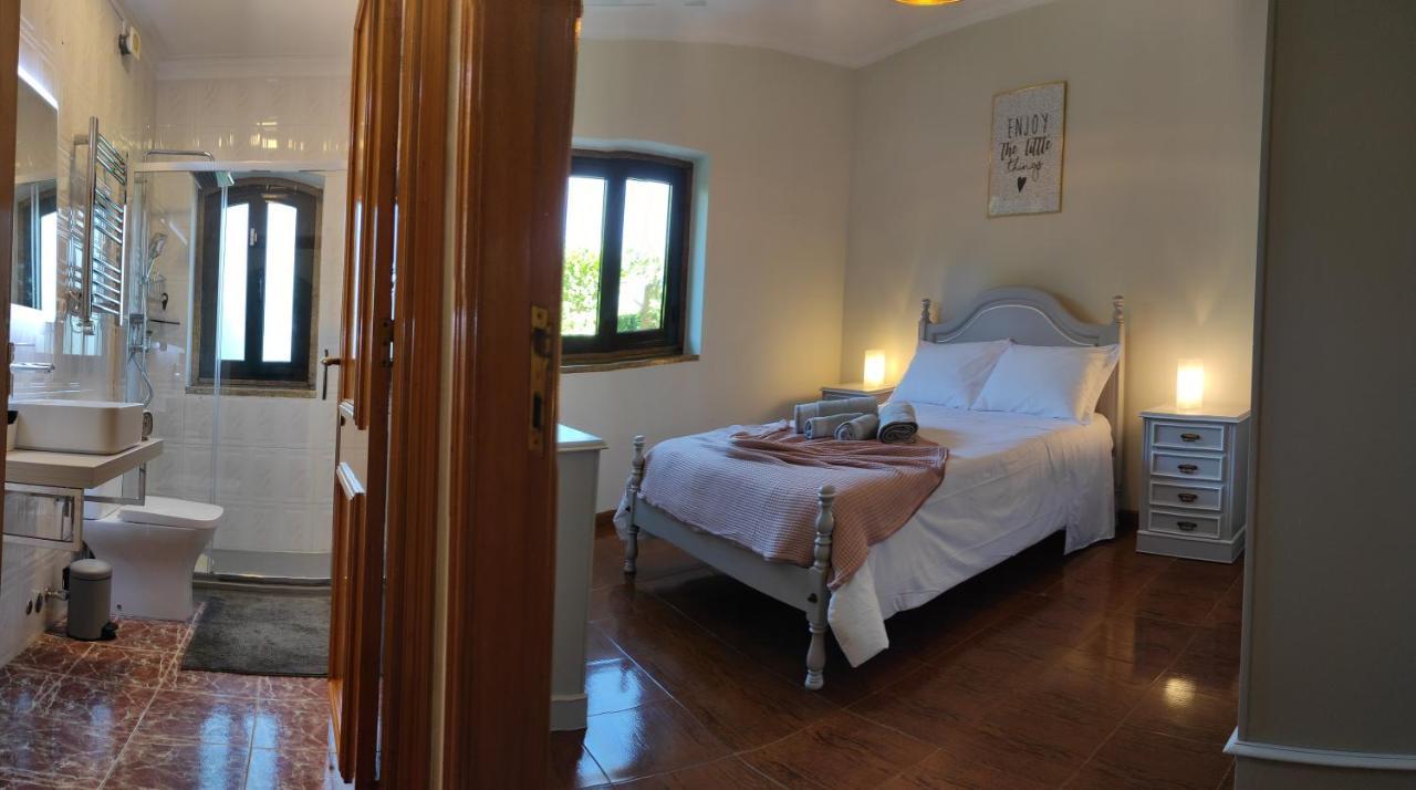 Casa Alem Rio - Quartos Para 6 Hospedes Em Santo Tirso Exterior photo